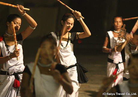 タルー民族の踊り
